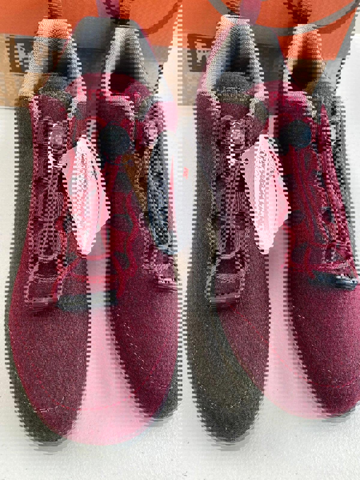 Zapatillas deportivas ligeras Propet Travel Fit Prestige para mujer, talla 6 estrecha (AA, N) / Franela burdeos